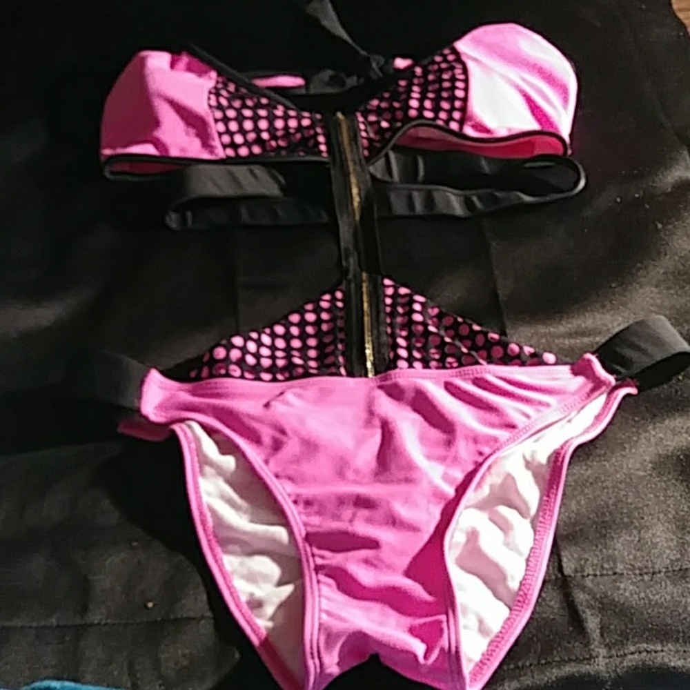 Top Melon 1 Pc.Bathing Suit Black/Pink L